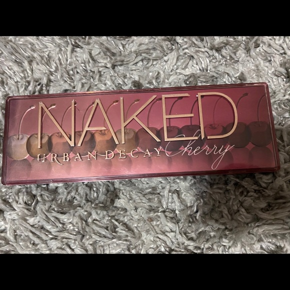 *NEGOTIATE* naked cherry palette - Picture 1 of 2